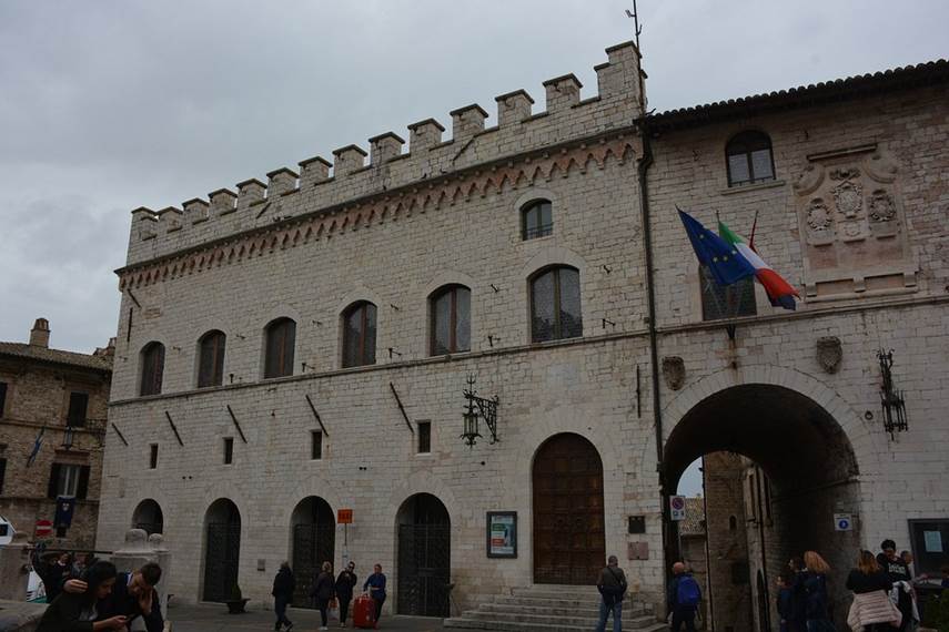 Palazzo dei Priori, Assisi